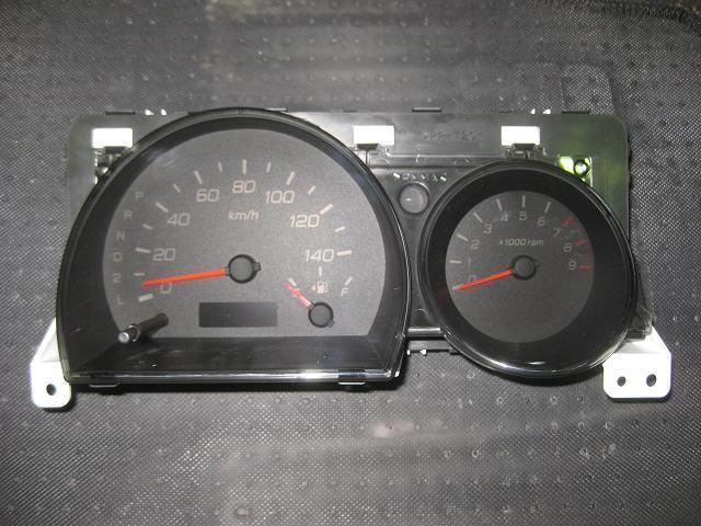 【中古】中古部品 AZワゴン MJ21S スピードメーター 【3310050100-000751982061400】