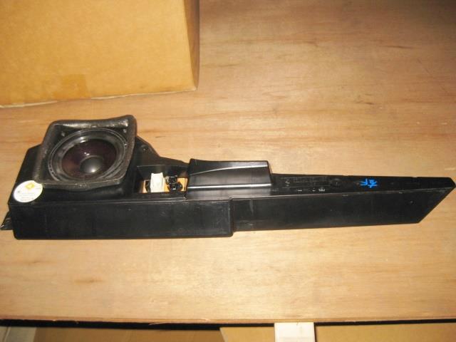 【中古】中古部品 BMW 7シリーズ GF44 スピーカー 【3310050100-000723828367500】