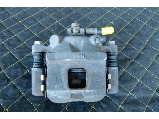 【中古】中古部品 ワゴンR MC21S 左フロントキャリパー 【3330660100-001705416344360】