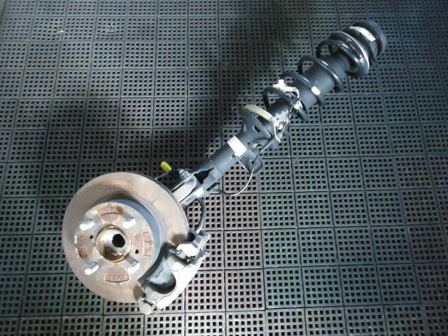 【中古】中古部品 スペーシア MK32S 右フロントストラット 【3330660100-001626680450100】