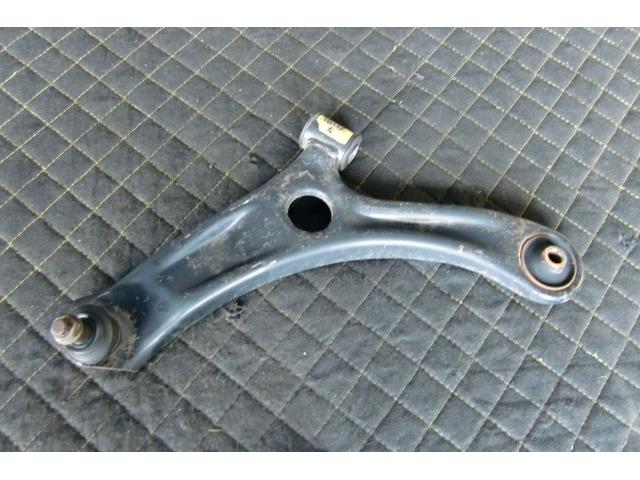 【中古】中古部品 アルト HA25S 左フロントロアアーム 【3330660100-001699790151740】