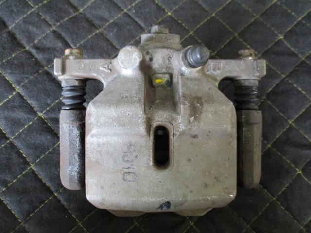 【中古】中古部品 オデッセイ RB3 右リアキャリパー 【3330660100-000022301244430】