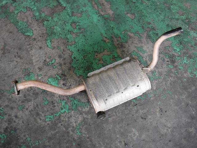 【中古】中古部品 スクラム DG62V リアマフラー 【3340140100-001667515422500】