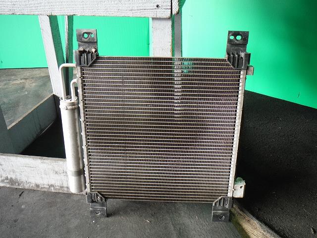 【中古】中古部品 ステラ RN1 コンデンサー 【3340140100-001284920460600】