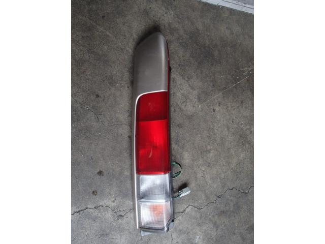 【中古】中古部品 バモス HM1 左テールランプ 【3330490100-001034412815600】