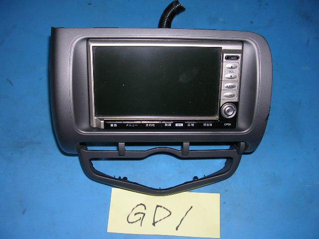 【中古】中古部品 フィット GD1 カーナビゲーション 【3330490100-000956361561310】