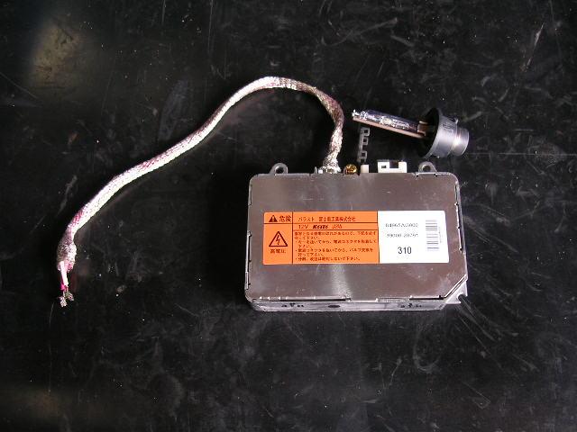 【中古】中古部品 レガシィ BP5 ライトコントロールユニット 【3330490100-000943016710810】