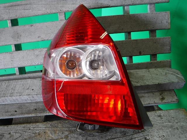 Marker - 【中古】中古部品 フィット GD3 左テールランプ 【3340140100-001428318815600】