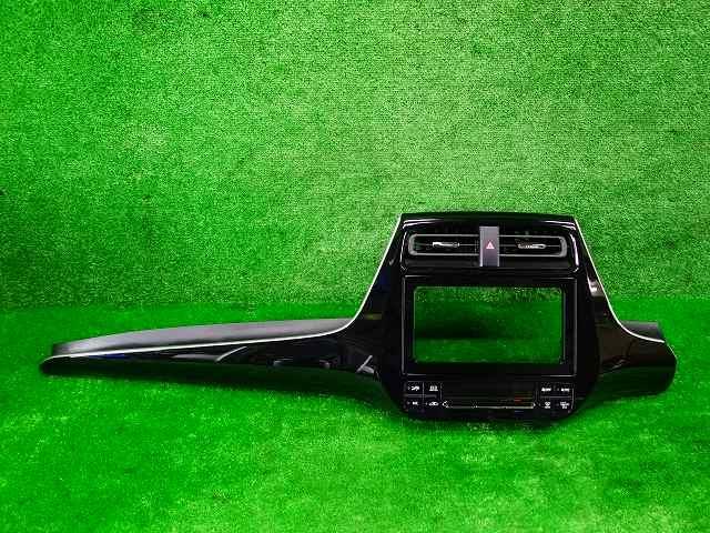 【中古】中古部品 プリウス ZVW51 クラスターパネル 【3330990100-001717468570220】