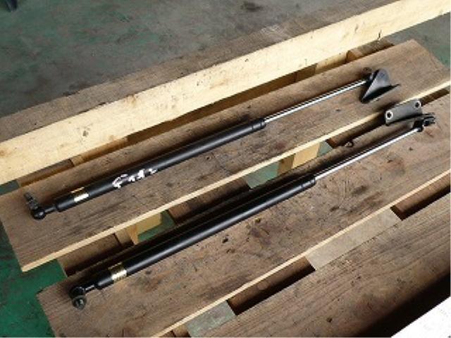 【中古】中古部品 ディオン CR9W フードダンパー 【3340140100-000670286110510】