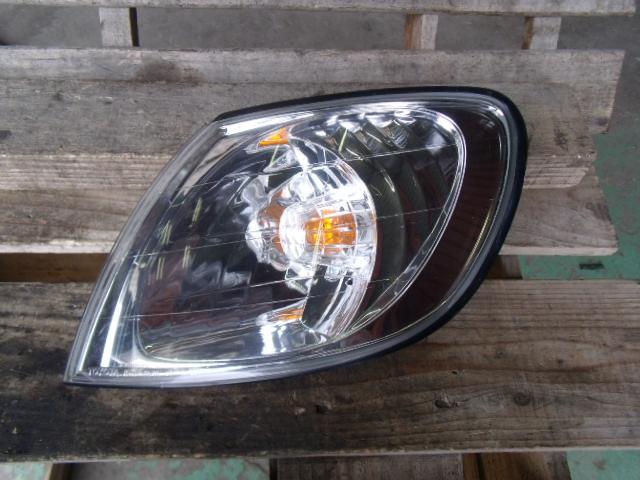 【中古】中古部品 カローラスパシオ AE111N 左クリアランスランプ 【3340140100-000994091811100】