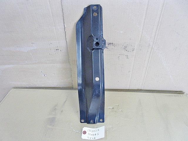 【中古】中古部品 ワゴンR MH34S ラジエータコアサポート 【3330650100-001437229517180】