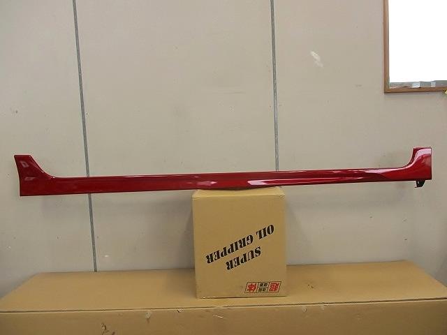 【中古】中古部品 シャトル GP8 右サイドステップ 【3330650100-001573174113700】