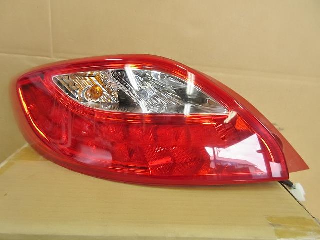 【中古】中古部品 デミオ DEJFS 左テールランプ 【3330650100-001495143015600】