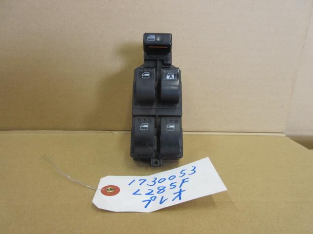 【中古】中古部品 プレオ L285F パワーウインドウスイッチ 【3330650100-001352734161900】
