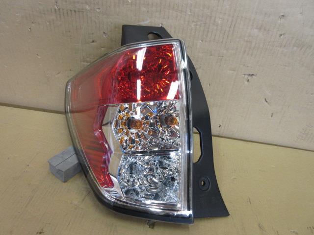 【中古】中古部品 フォレスター SH5 左テールランプ 【3330650100-001311502015600】