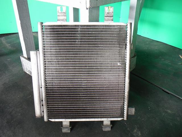 【中古】中古部品 ミラ L275V コンデンサー 【3340140100-001255517360600】