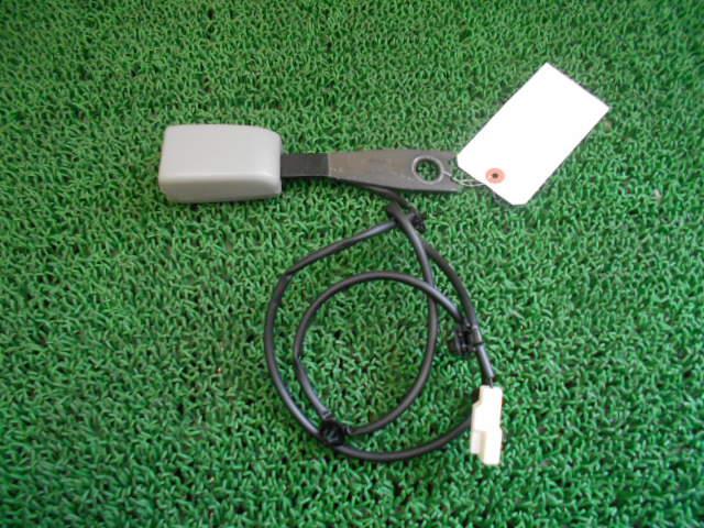 【中古】中古部品 アイ HA1W シートベルト 【3310540000-001546627877150】