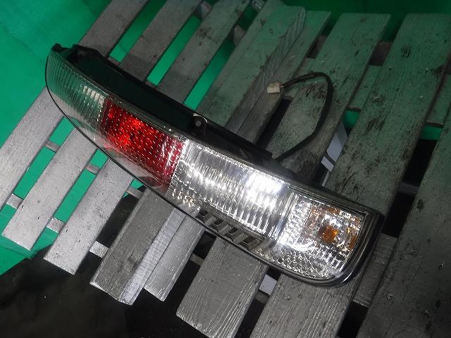 【中古】中古部品 テリオスキッド J131G 左テールランプ 【3340140100-001651166315600】
