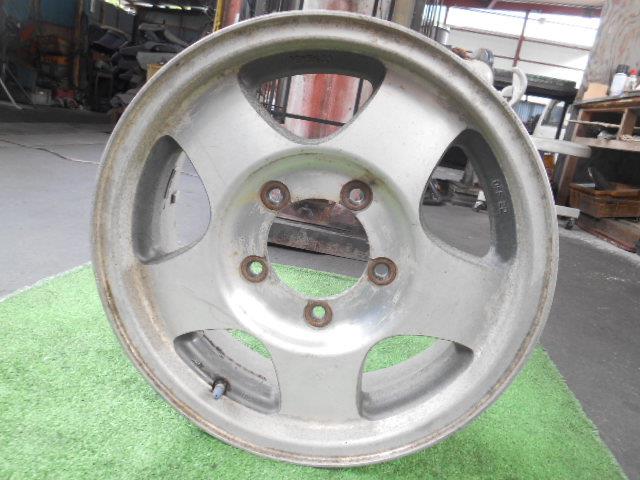 【中古】中古部品 ジムニー JA11V ホイール 【3330190100-001438813747210】