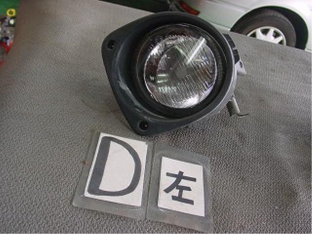 【中古】中古部品 ルノー ルーテシア BK7M 左フォグランプ 【3340140100-000631865110950】