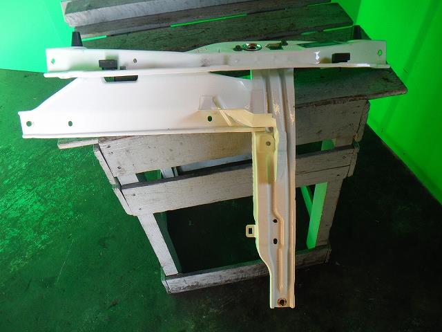 【中古】中古部品 ライフ JA4 ラジエータコアサポート 【3340140100-001237538717180】