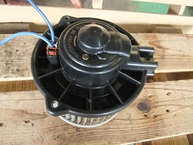 【中古】中古部品 CR−V RD1 ヒーターブロアモーター 【3340140100-000945506667900】