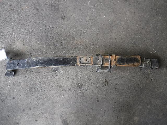 【中古】中古部品 キャリィ DA63T リアスプリングセット 【3340140100-001685726251400】