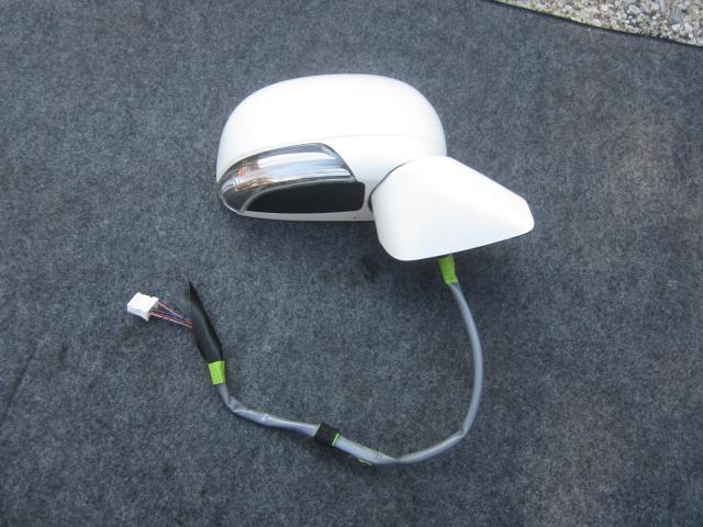 【中古】中古部品 SAI AZK10 右サイドミラー 【3330410100-001659539613500】