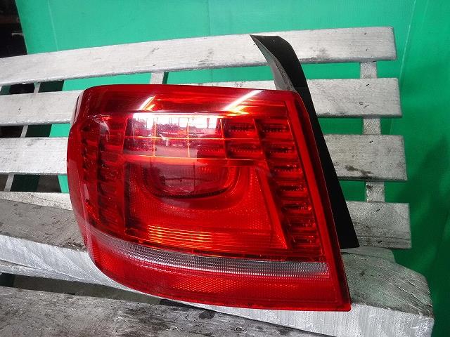 【中古】中古部品 VW パサート 3CCAX 左テールランプ 【3340140100-001683345315600】