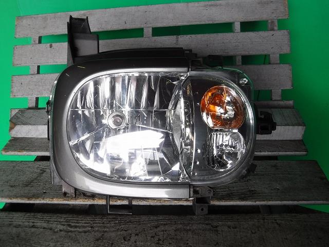 【中古】中古部品 キューブ YZ11 右ヘッドランプ 【3340140100-001351411810800】