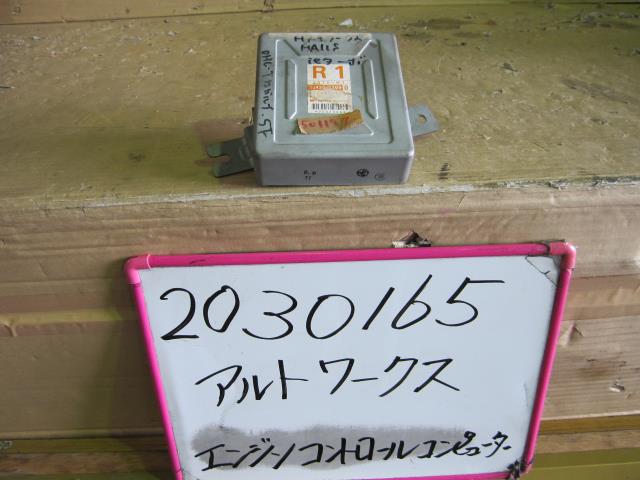 【中古】中古部品 アルト HA21S スピードメーター 【3330340100-001599991561400】