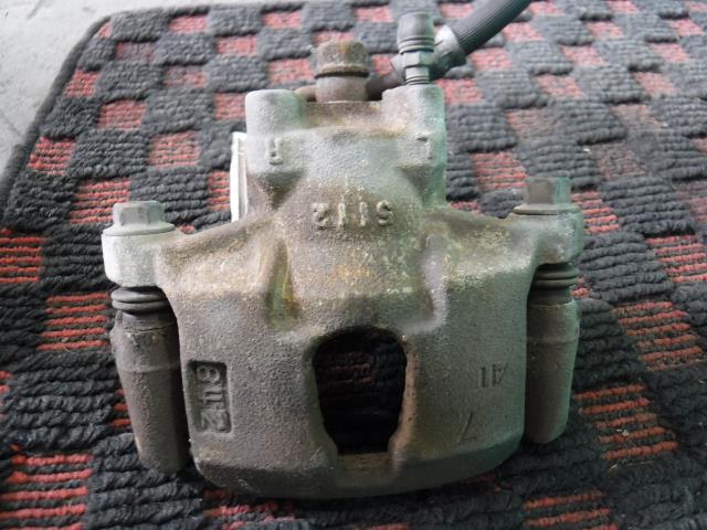 【中古】中古部品 エッセ L235S 左フロントキャリパー 【3340140100-000022051844360】