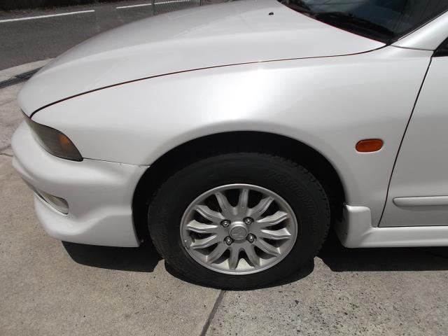 【中古】中古部品 ギャラン EA7A 左フロントフェンダー 【3310010100-001116961210700】