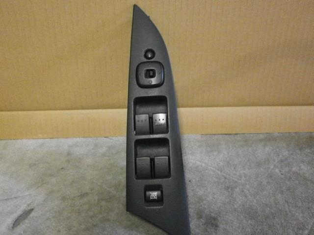 【中古】中古部品 アクセラ BK5P パワーウインドウスイッチ 【3340200100-838870000061900】