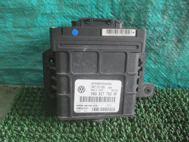 中古部品 VW ポロ 9NBUD ミッションコンピューター 