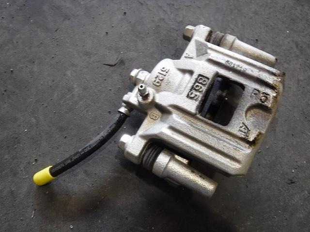 Rakuten - 【中古】中古部品 デイズルークス B21A 右フロントキャリパー 【3340140100-001579193544330】