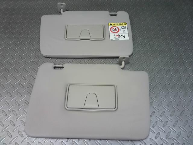 【中古】中古部品 タント LA610S サンバイザー 【3330990700-202112001077350】