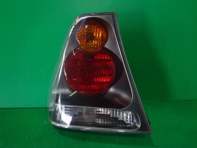 【中古】中古部品 BMW 3シリーズ AU20 左テールランプ 【3340140100-001320103815600】