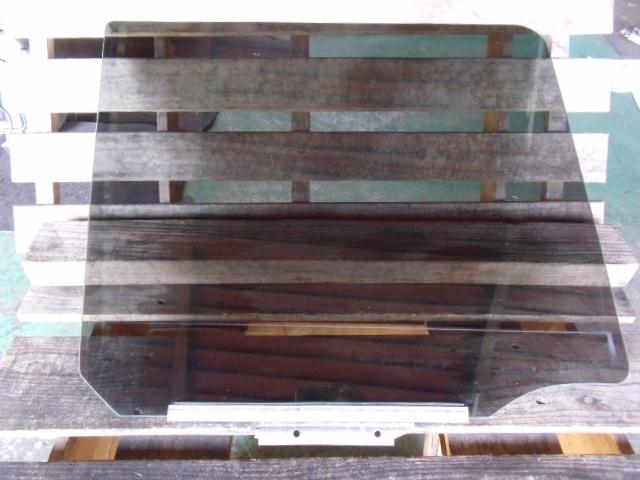 【中古】中古部品 ラパン HE21S 右リアドアガラス 【3340140100-000863258313330】