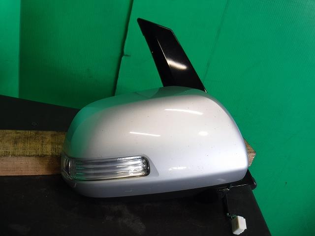 【中古】中古部品 エスティマ ACR50W 右サイドミラー 【3340140100-001639152513500】