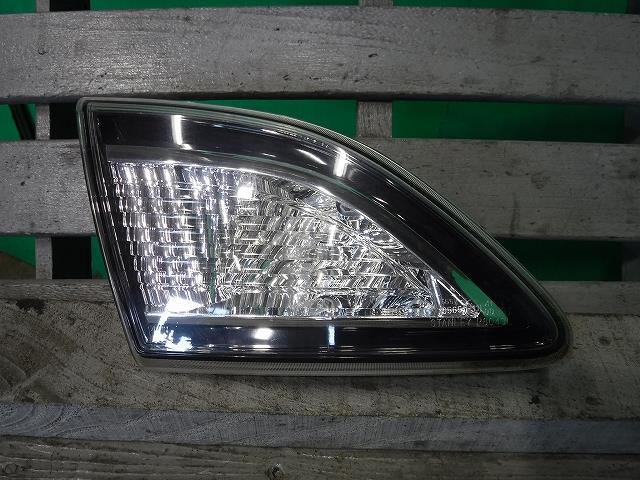 【中古】中古部品 アクセラ BL5FP リアフィニッシャーパネル 【3340140100-001562738215200】