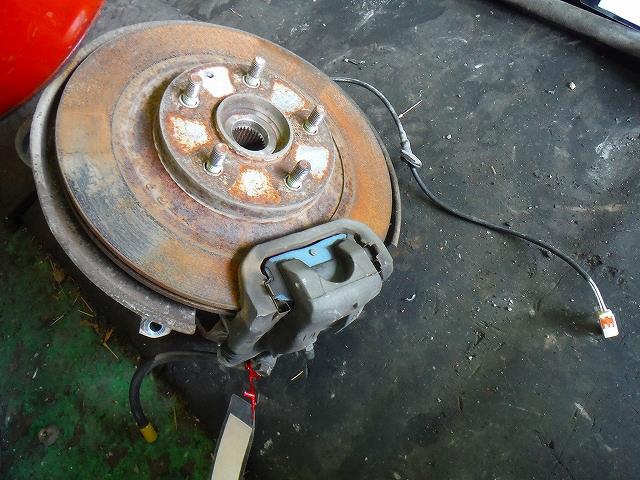 【中古】中古部品 RX−8 SE3P 右リアナックルハブ 【3340140100-001098813344410】