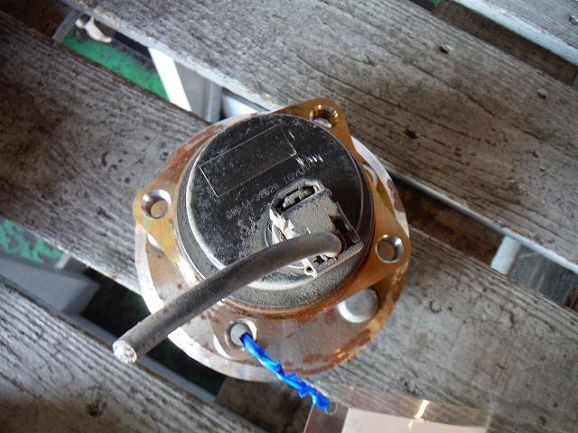 【中古】中古部品 ウィッシュ ANE10G リアハブ 【3340140100-001222627544470】