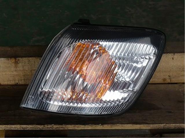 【中古】中古部品 イプサム SXM10G 左クリアランスランプ 【3340140100-000679242711100】