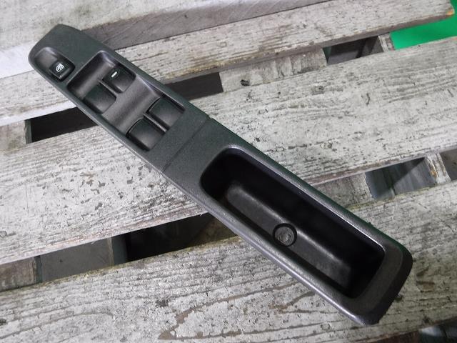 【中古】中古部品 トッポBJ H41A パワーウインドウスイッチ 【3340140100-001335262061900】