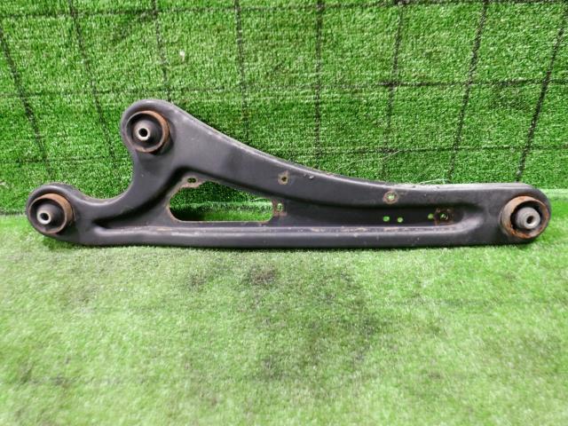 【中古】中古部品 ワゴンR MH23S 左リアロアアーム 【3330420100-220314000351840】
