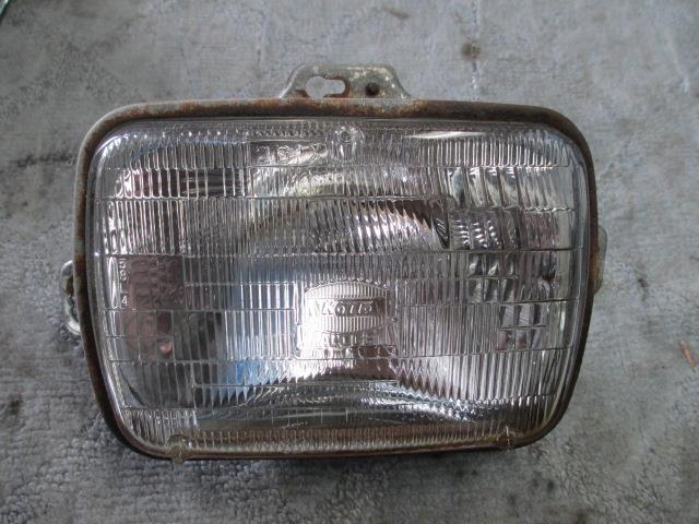 【中古】中古部品 ミニキャブ U42T 左ヘッドランプ 【3330580100-001065280810900】