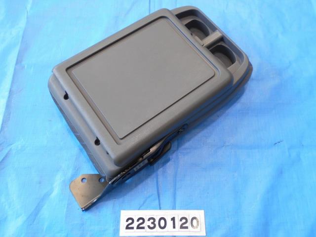 【中古】中古部品 キャラバン CQGE25 コンソールボックス 【3310040100-000223012077100】