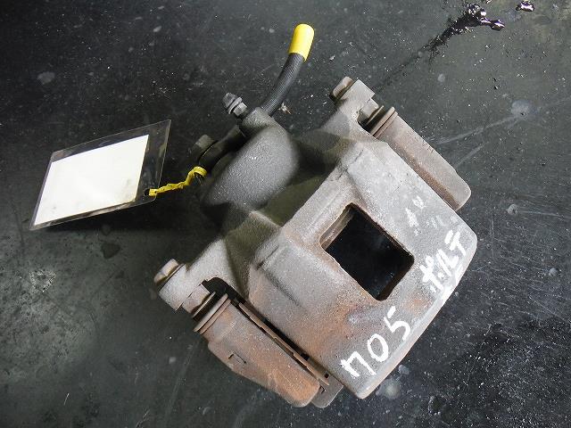 【中古】中古部品 ポルテ NNP11 左フロントキャリパー 【3340140100-001257770544360】